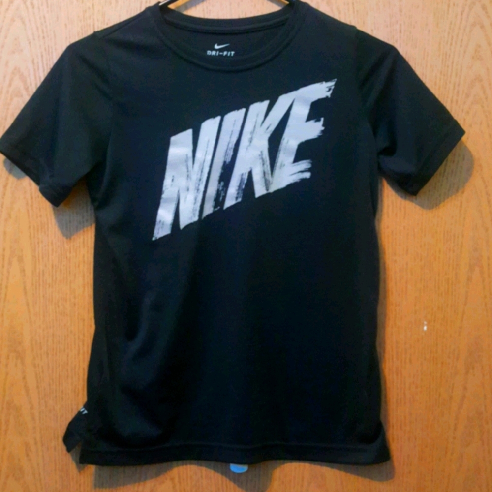 nike shirt